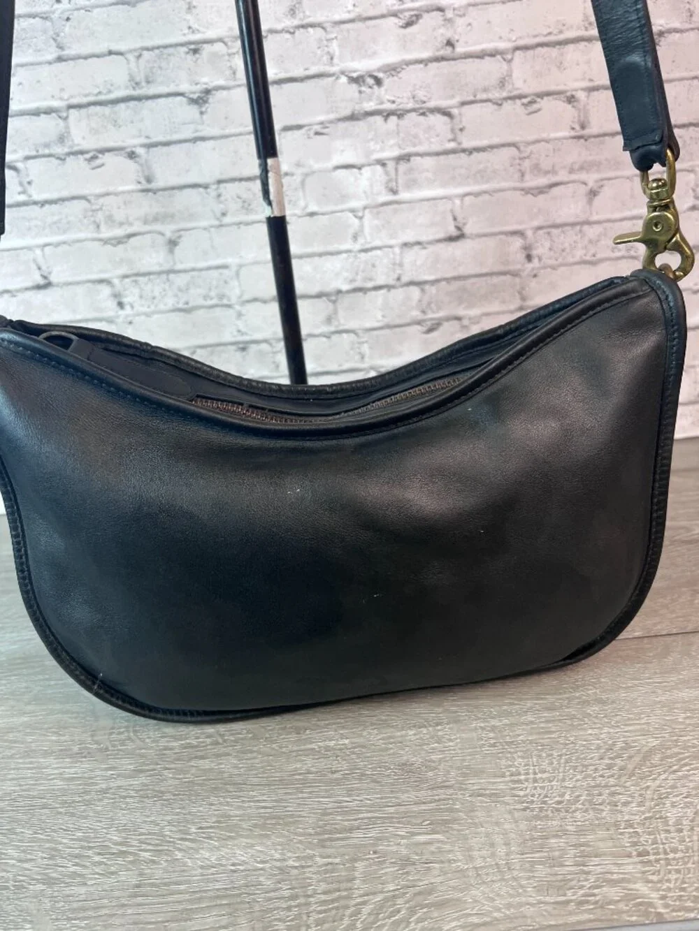 Vintage Coach Swinger Large 4040 Shoulder Bag Black